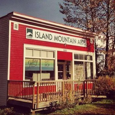 Island Mountain Arts